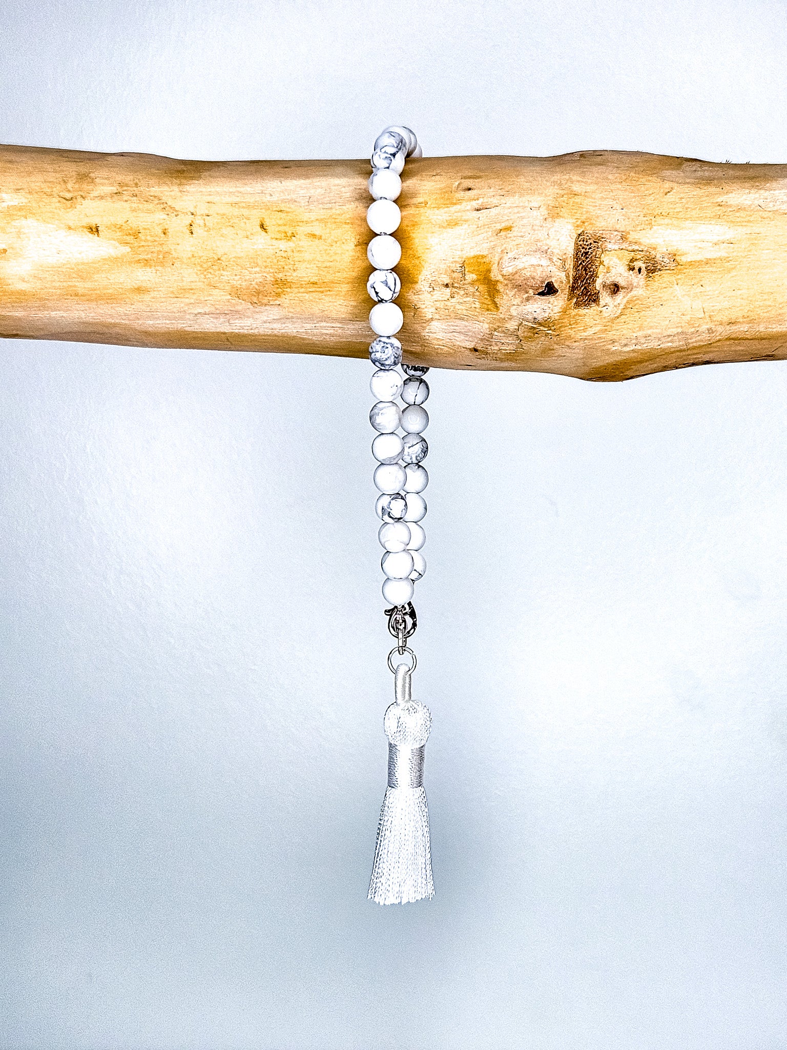 Tasbih bracelet • Fajr • White howlite