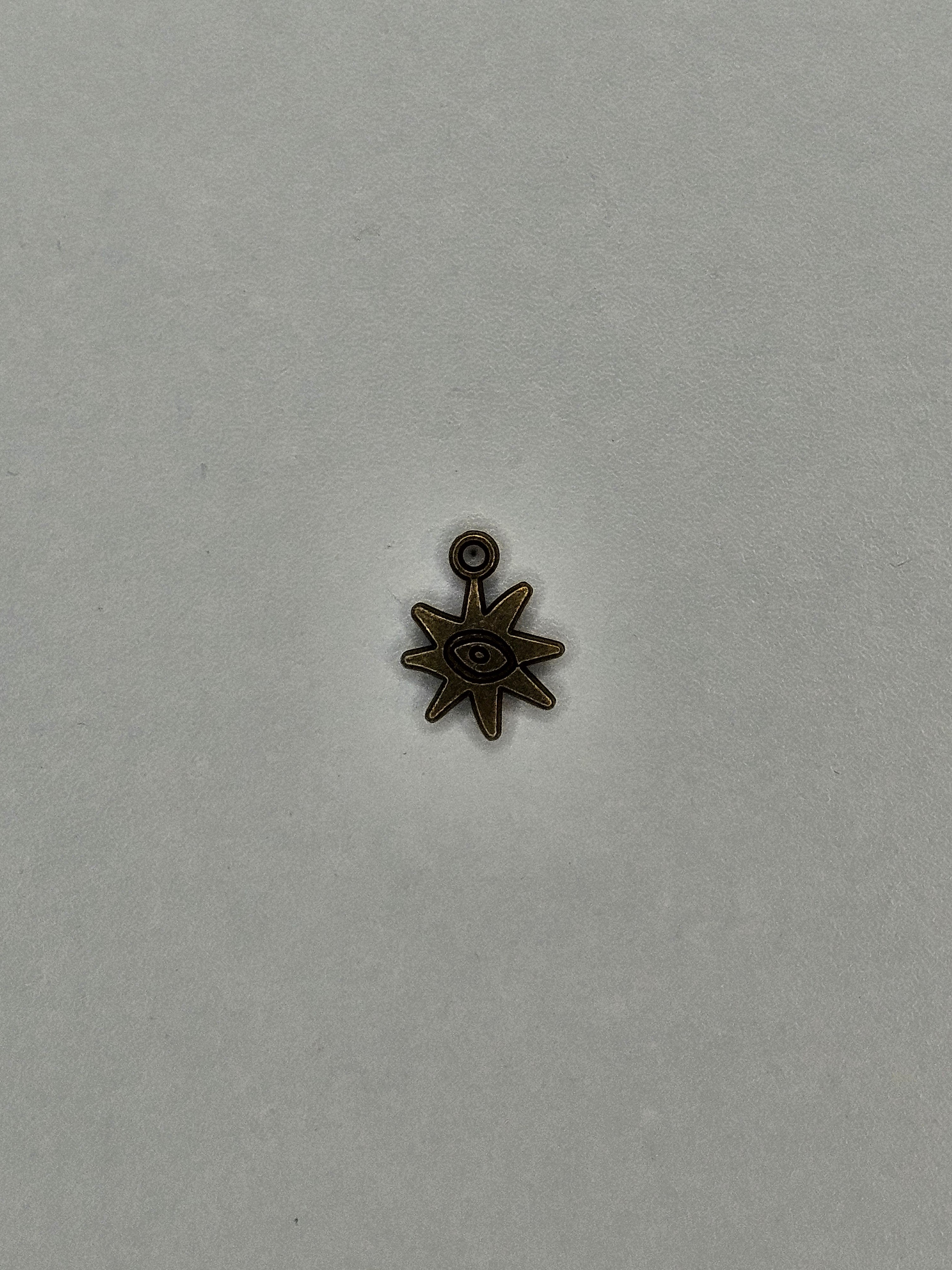 Pendentif soleil bronze 001
