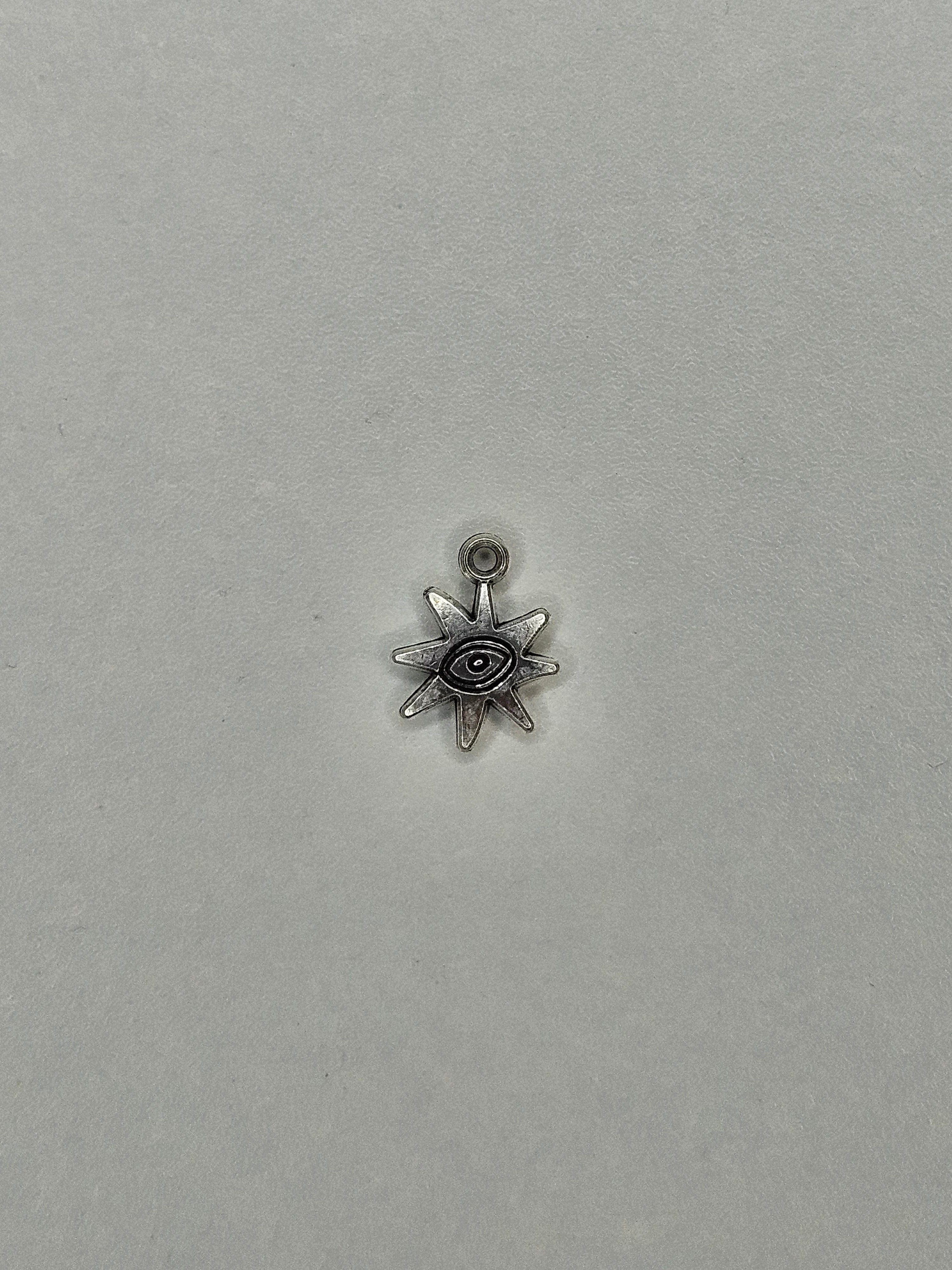 Pendentif soleil argent 001