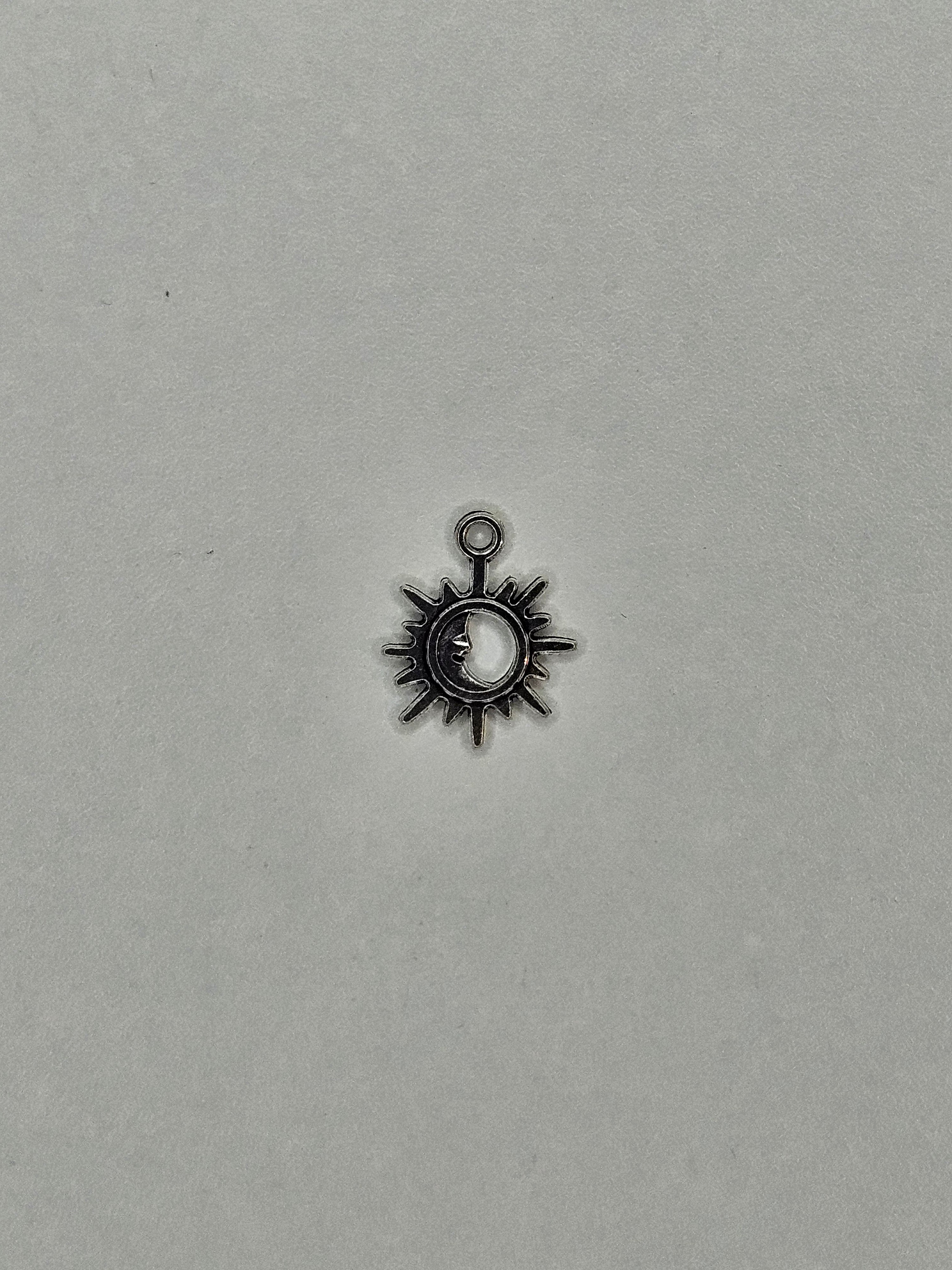 Pendentif lune + soleil argent 001