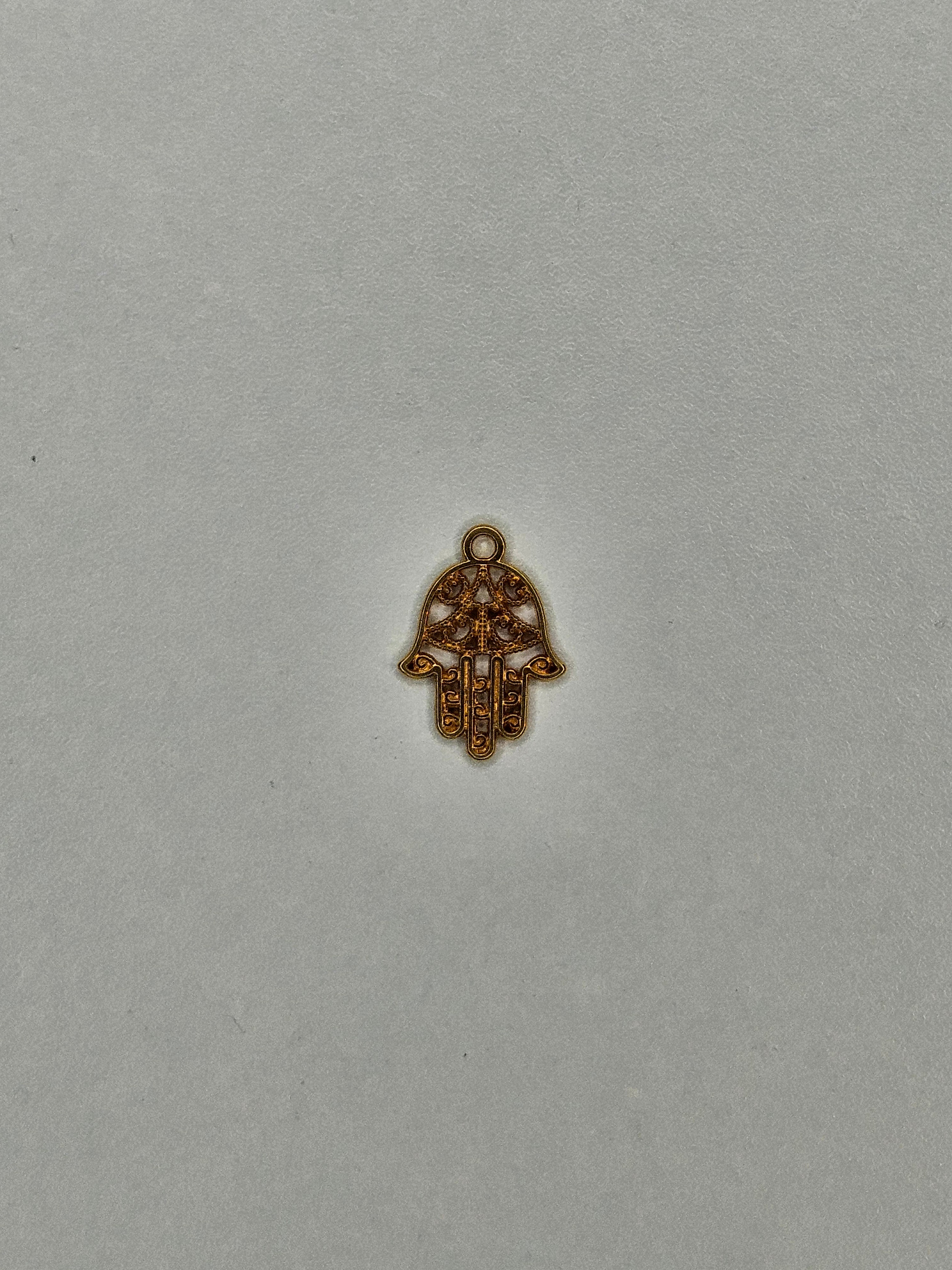 Pendentif main de Fatma or 001