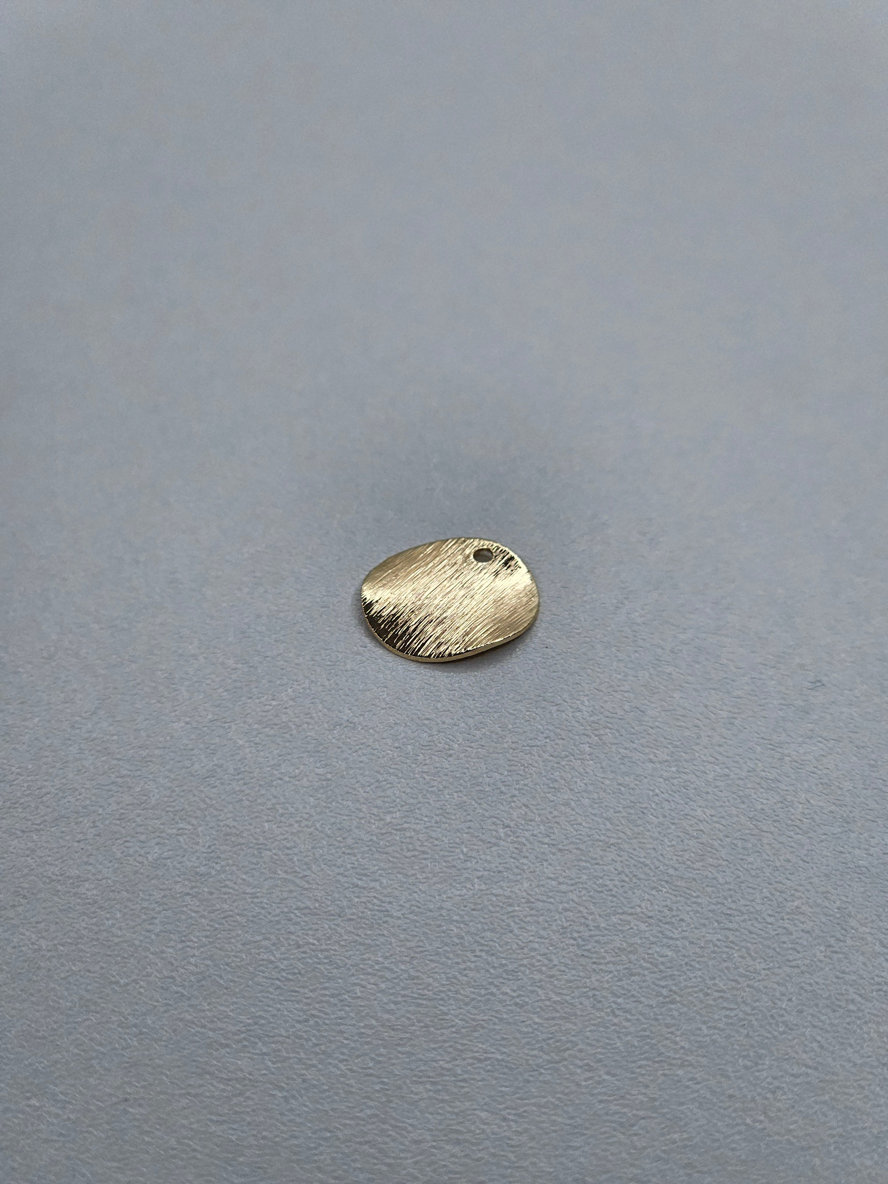 Pendentif rond or 001