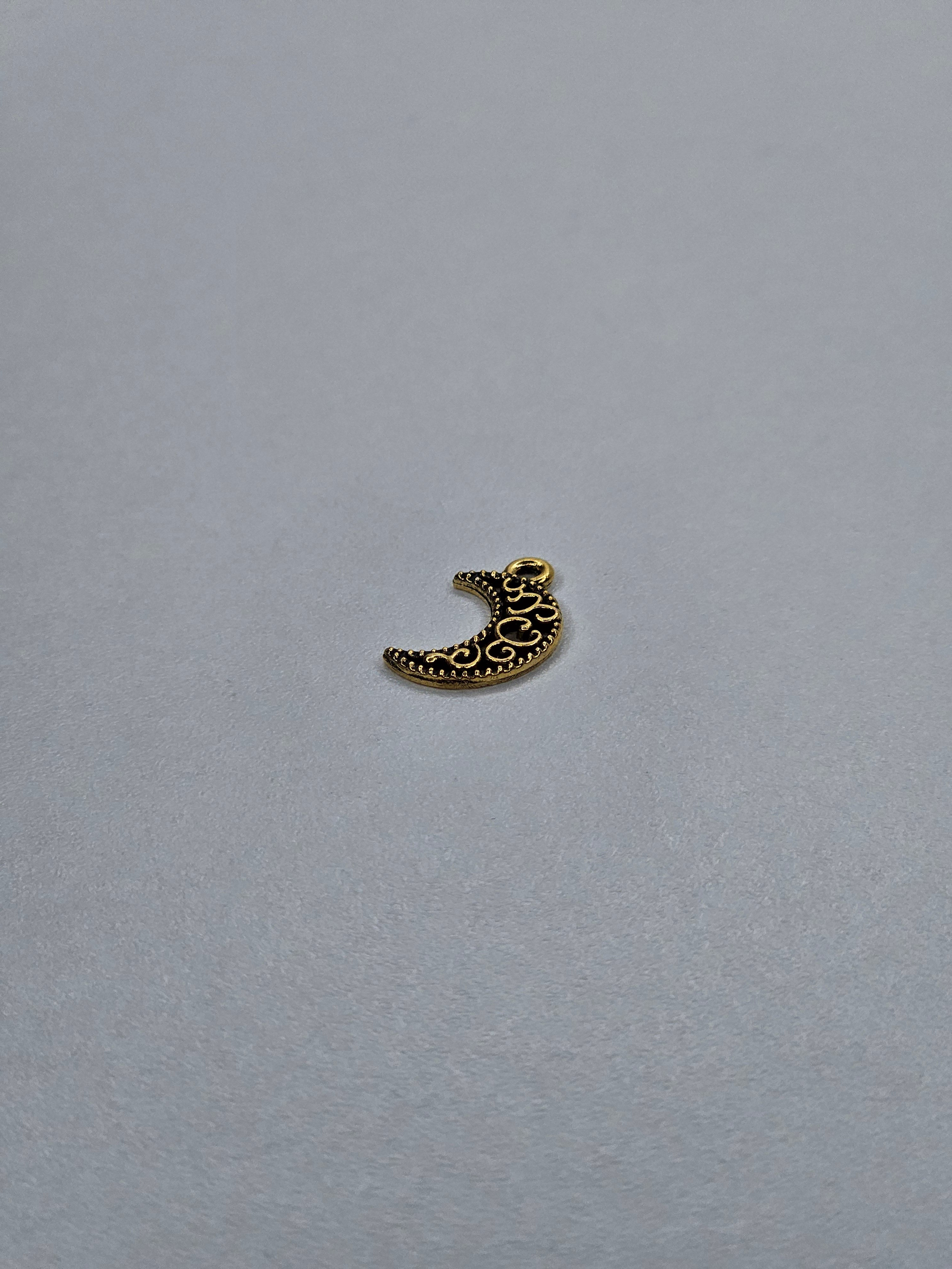 Pendentif lune or 008