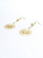Boucles d'oreilles dorées • Soleil