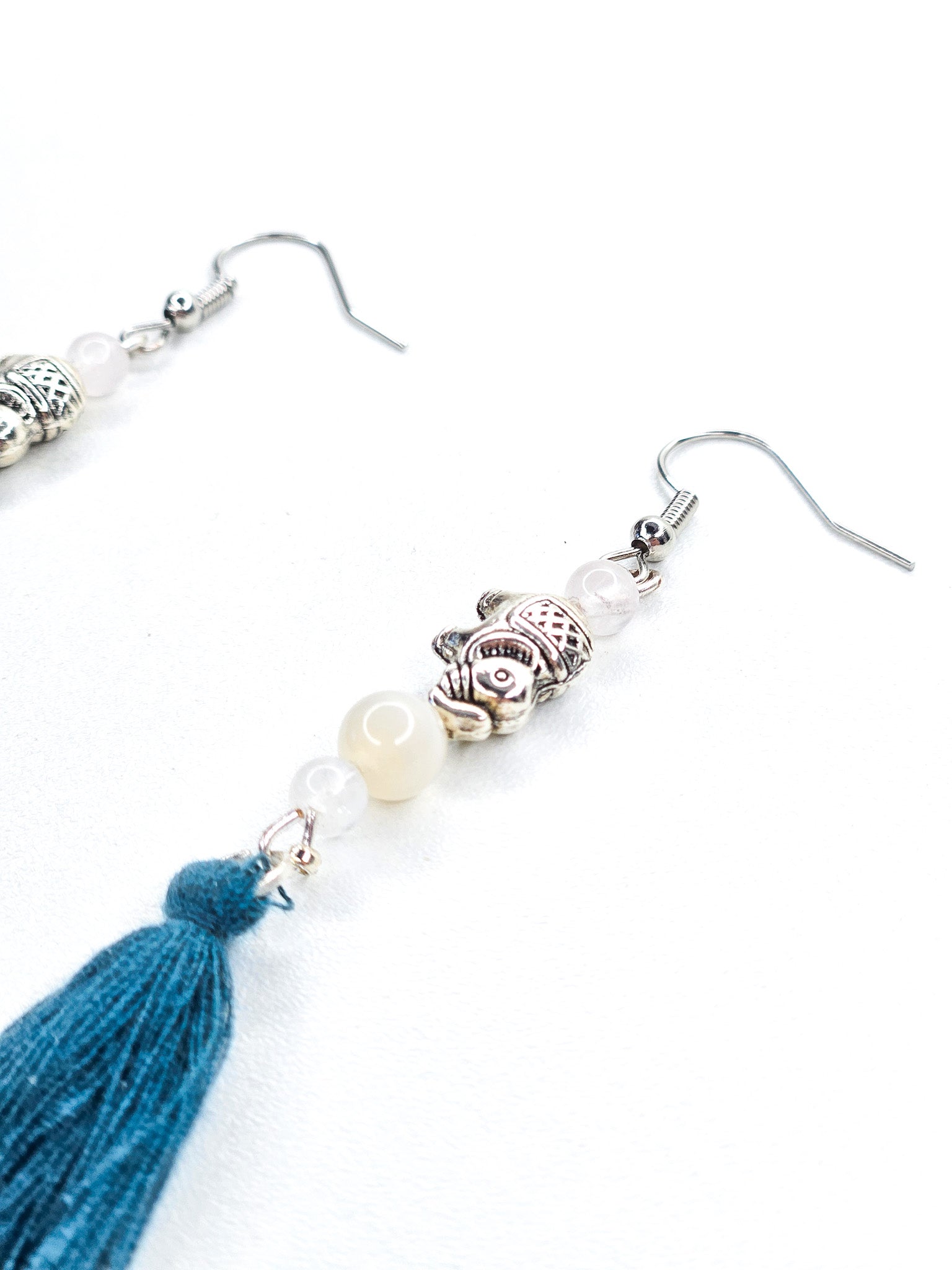Boucles d'oreilles argentées • Pierre de lune & Agate du Botswana
