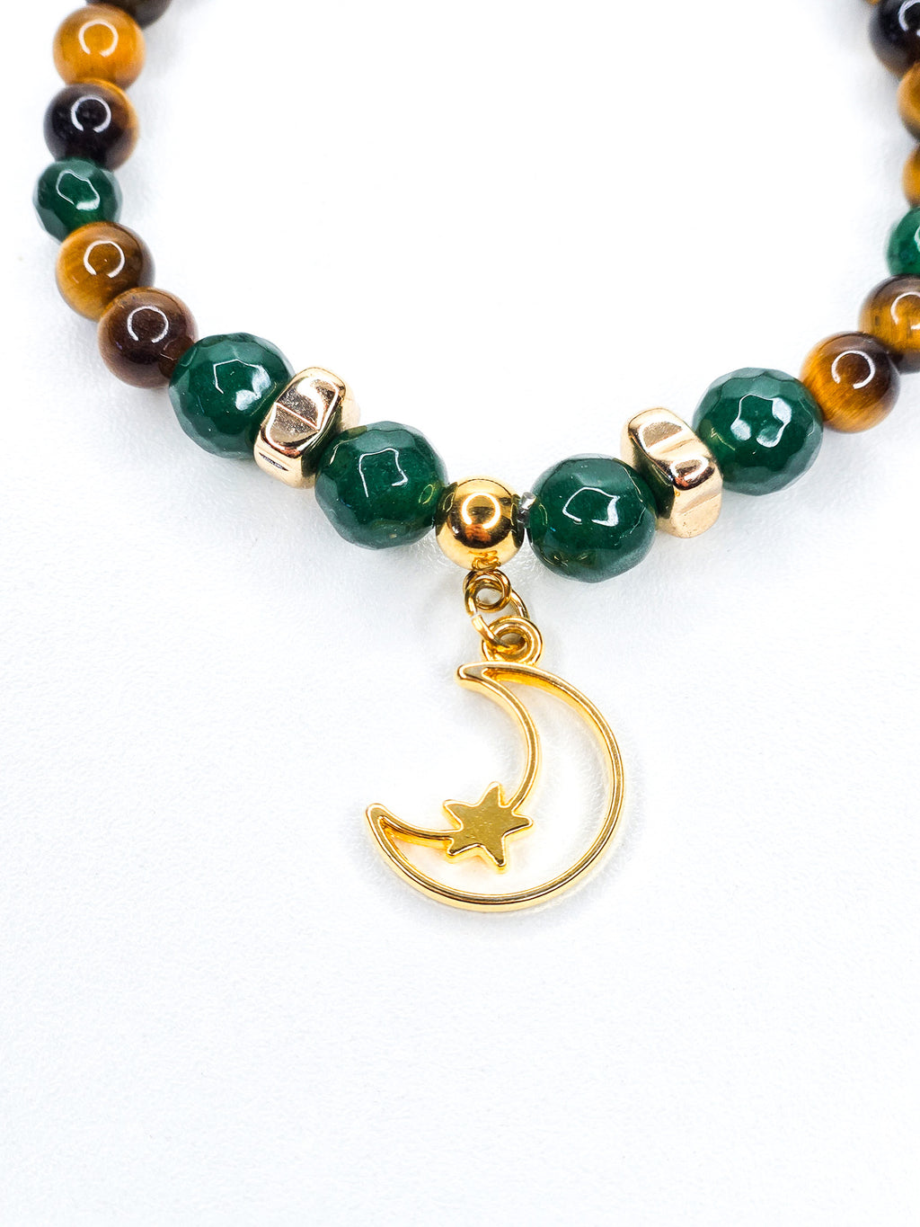 Bracelet • Oeil de tigre & Jade émeraude avec pendentif lune