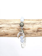Bracelet • Aigue-marine, Howlite blanche & Pyrite (6 mm, 8 mm & 10 mm) avec pendentif argenté "Lune"