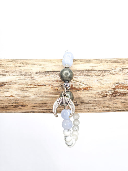 Bracelet • Aquamarine, White Howlite & Pyrite (6 mm, 8 mm & 10 mm) with a silver-coloured "Moon" charm