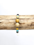 Bracelet • Amazonite multicolore, Bois fossilisé & Pierre de lave blanche (6 mm & 10 mm) avec perles dorées "Lune"