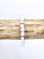 Bracelet • Howlite blanche & Pierre de lave blanche (6 mm & 8 mm)