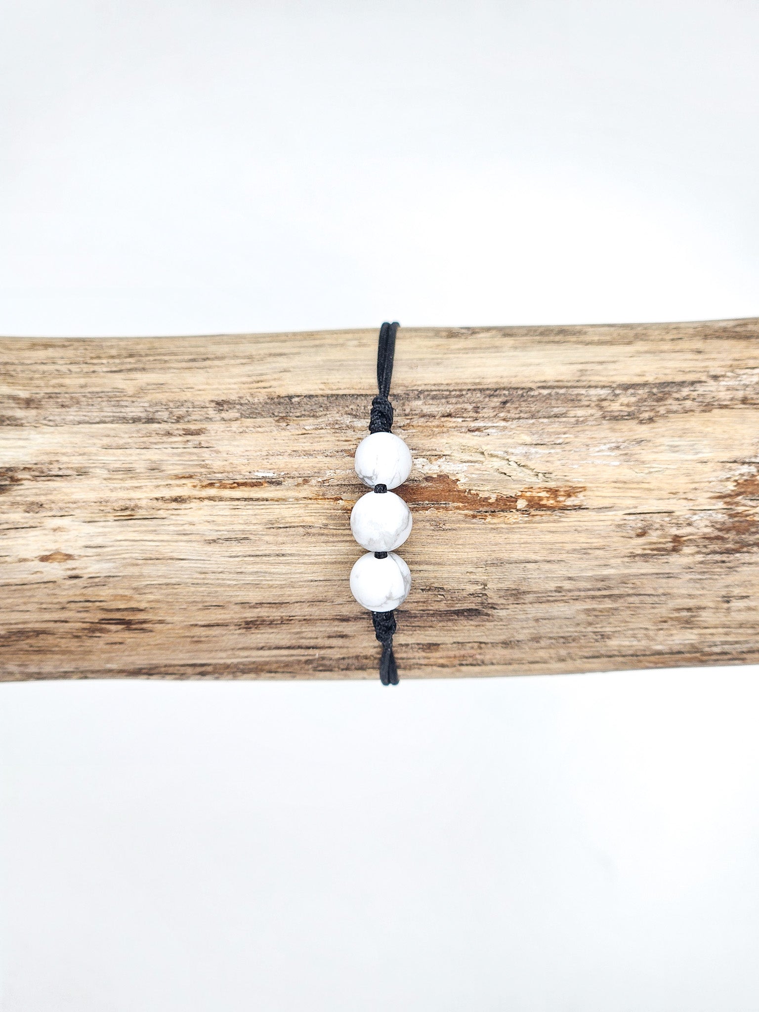 Bracelet • Howlite blanche (6 mm & 4 mm)