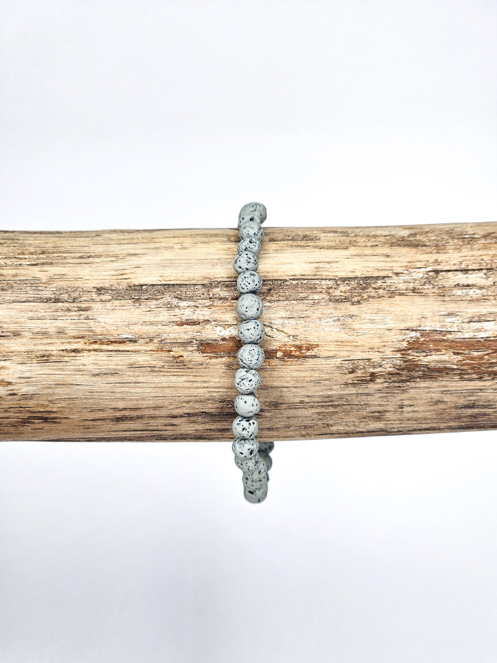 Bracelet • Grey dyed lava stone (4 mm)