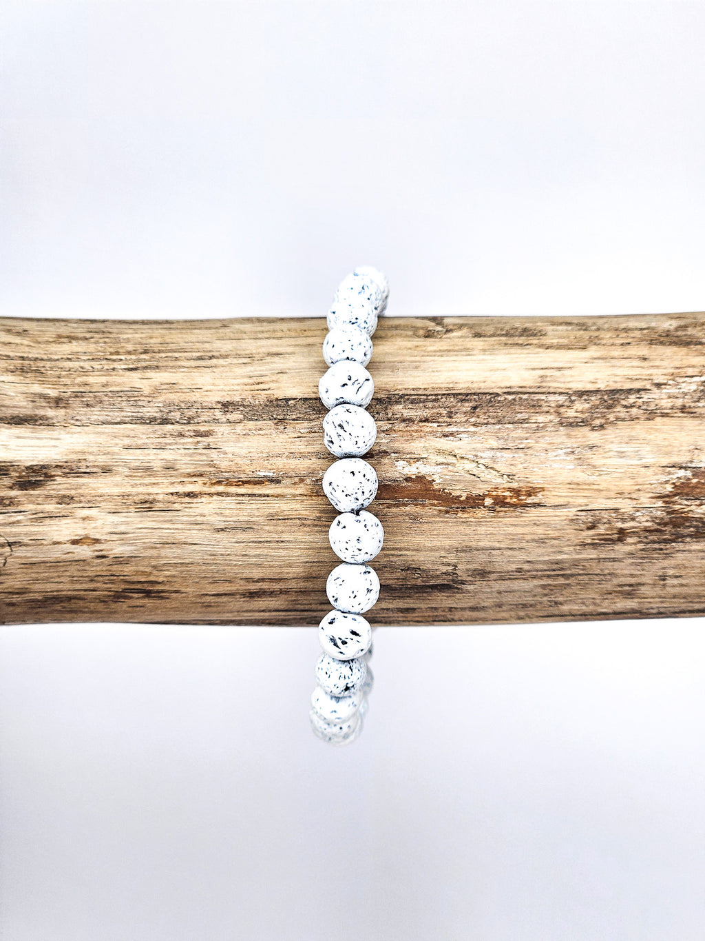 Bracelet • Pierre de lave teintée blanche (6 mm)