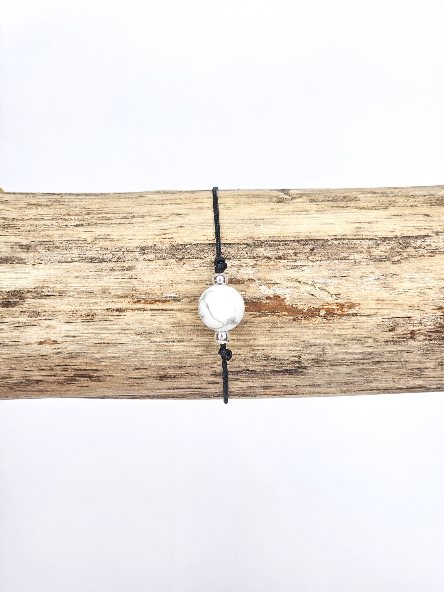 Bracelet • Howlite blanche (8 mm)