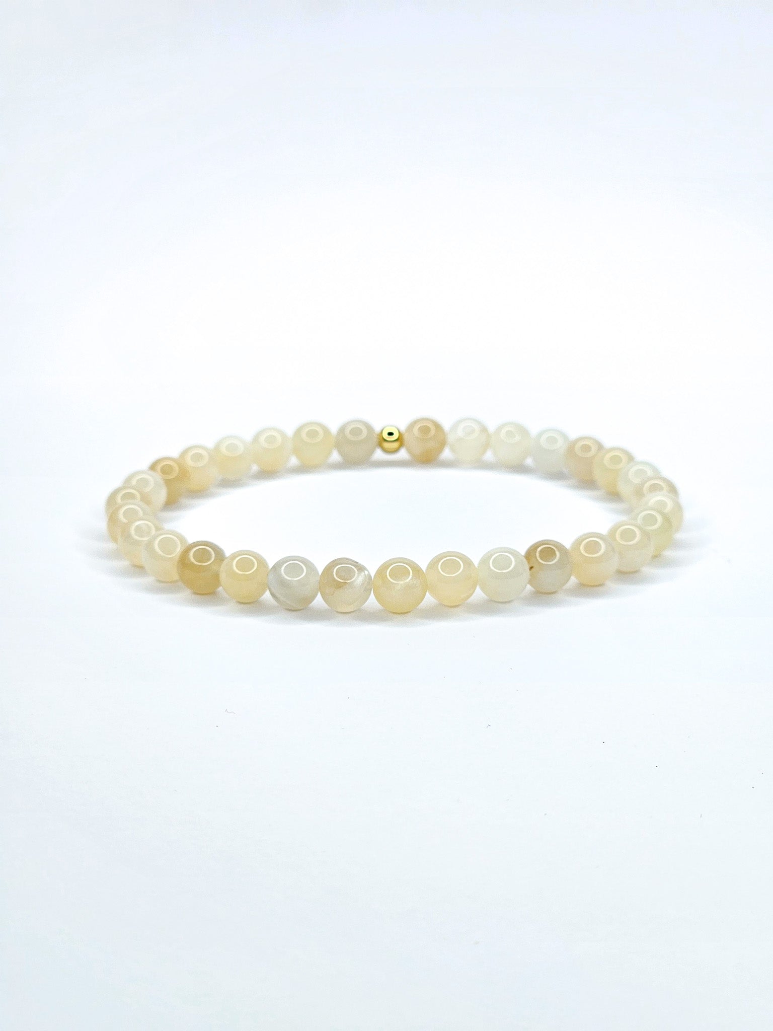 Bracelet • Beige Moonstone (6 mm)