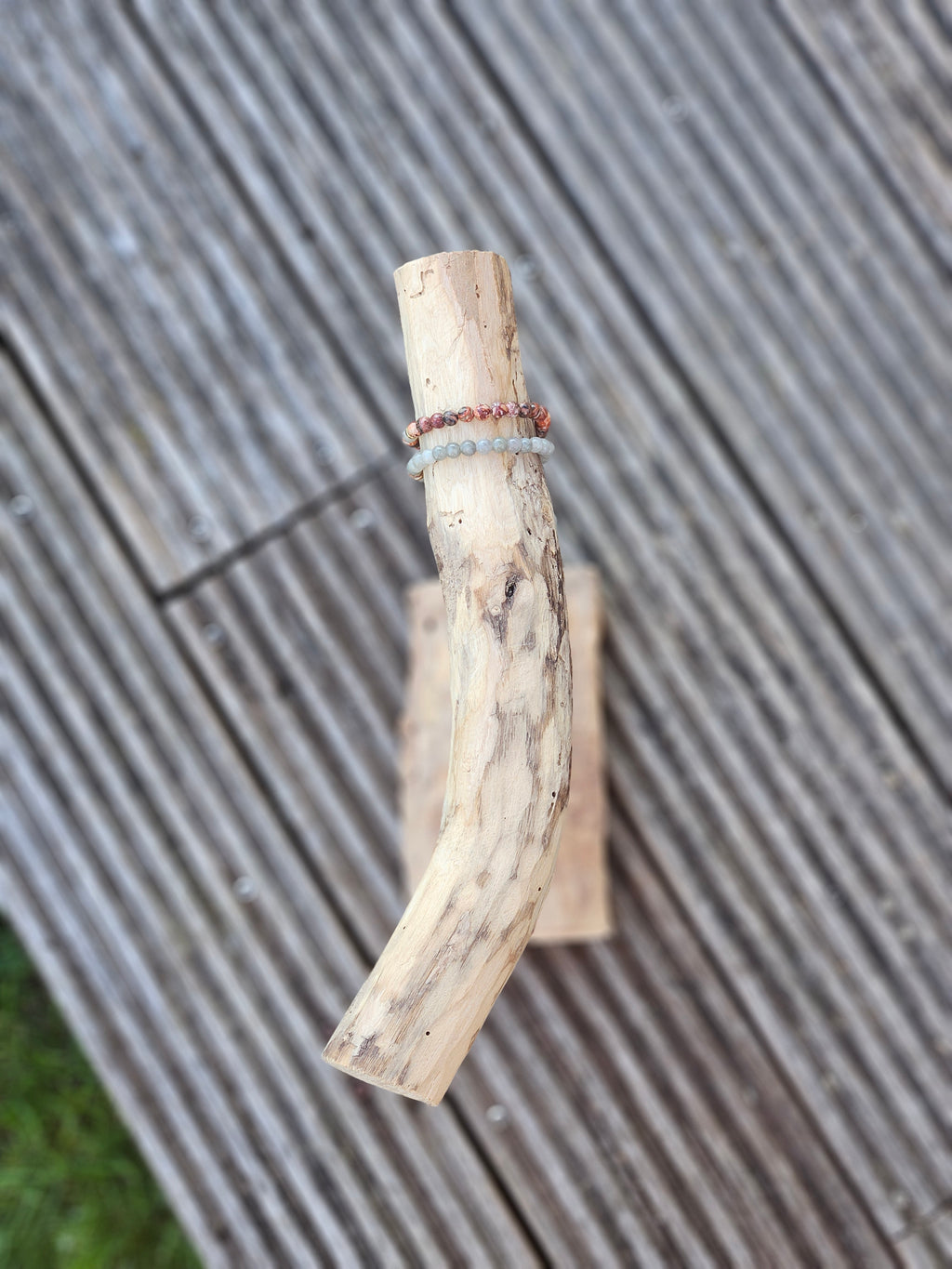 Display • Handmade wooden jewelry holder • 001