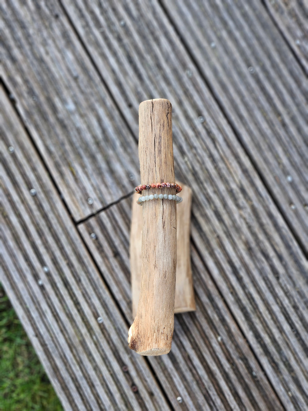 Display • Handmade wooden jewelry holder • 008